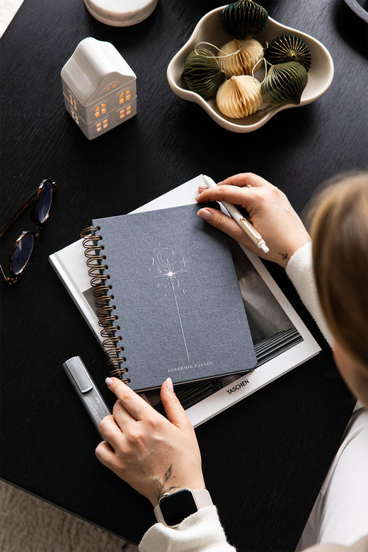 2025-2026 A5 Spiralli Renkli Akademik Ajanda Kir ve Suya Dayanıklı Sert Kapak - Füme