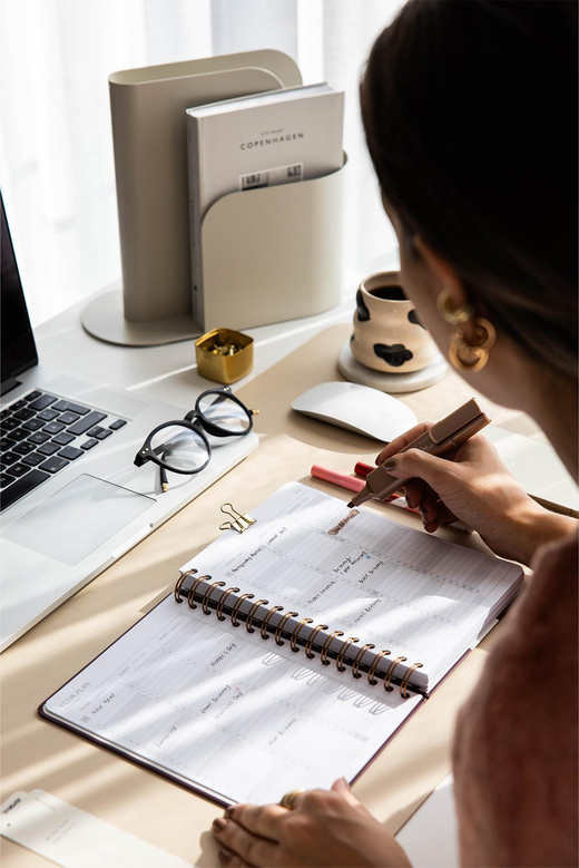 2025 Ajanda A5 Spiralli Haftalık Planlayıcı 12 Aylık - Galaksi