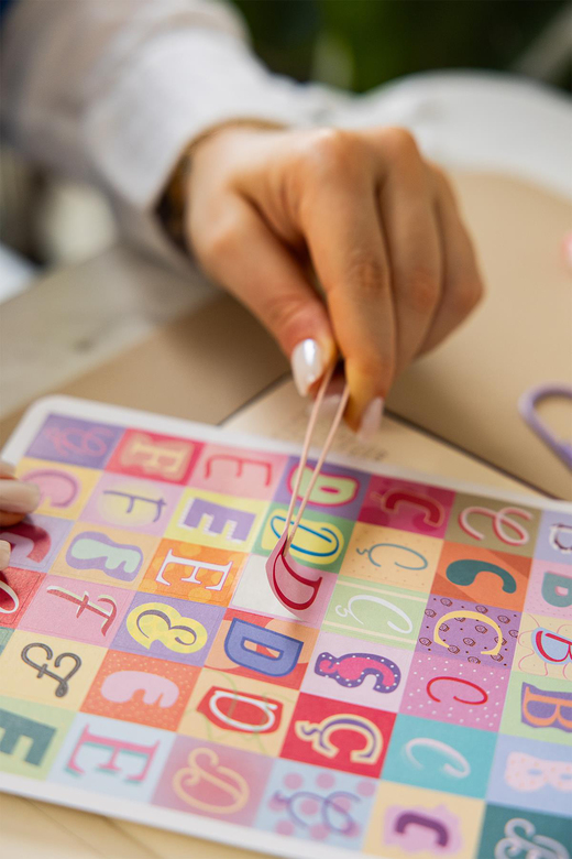 A5 18 Yaprak Harf Sticker Defteri – Alfabe, Rakam ve Noktalama İşaretleri Seti