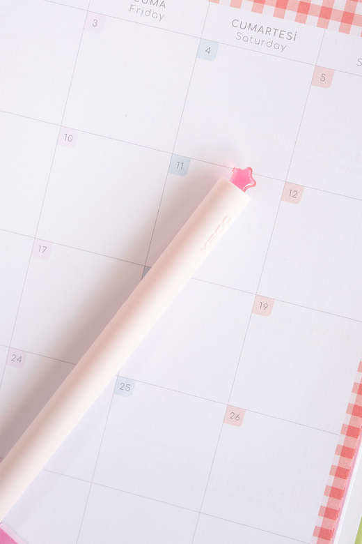 Kaco x Paperora FIRST Star 0.5 mm Jel Kalem Seti – 2 Adet Refill ile (Pembe Gövde Siyah Mürekkep)