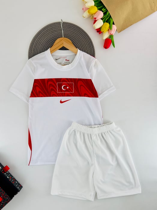 0205-4 Türkiye Bayrak Baskılı Erkek Çocuk Forma Takımı-BEYAZ