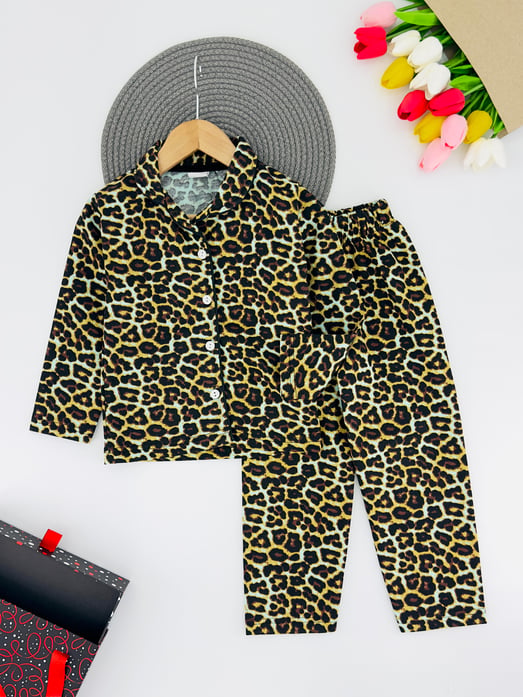 3333-2 Leopar Baskılı Yakalı Düğmeli Kız Çocuk Penye Pijama Takım-YEŞİL