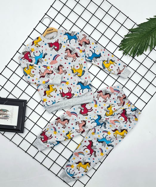 3821 Kanatlı Unicorn Baskılı Kız Pijama Takımı (3-7 Yaş)-GRİ