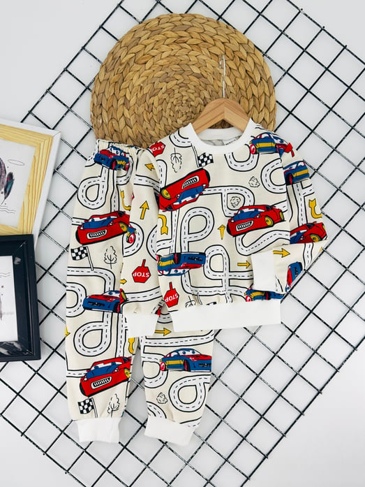 2023-5 Yol Desen Stop Yazılı  Şardonlu Erkek Çocuk Pijama Takımı-KREM