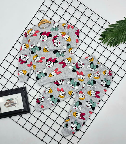 3812 Daffy Duck Baskılı Kız Pijama Takımı (3-7 Yaş)-GRİ