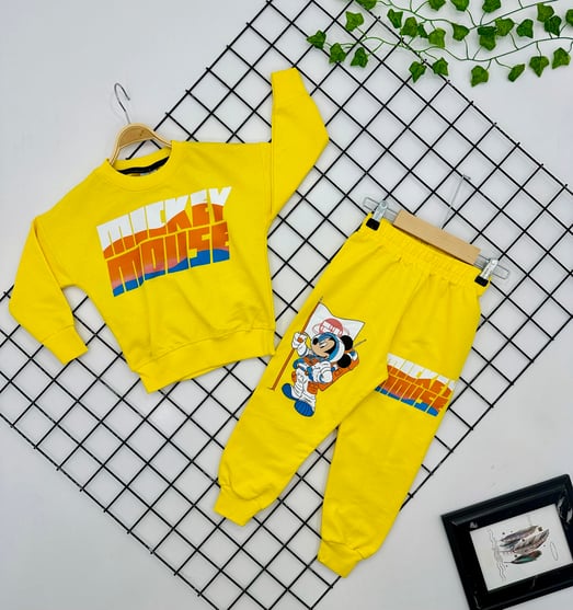 826 Mickey Baskılı Varyantlı Erkek Takım-SARI