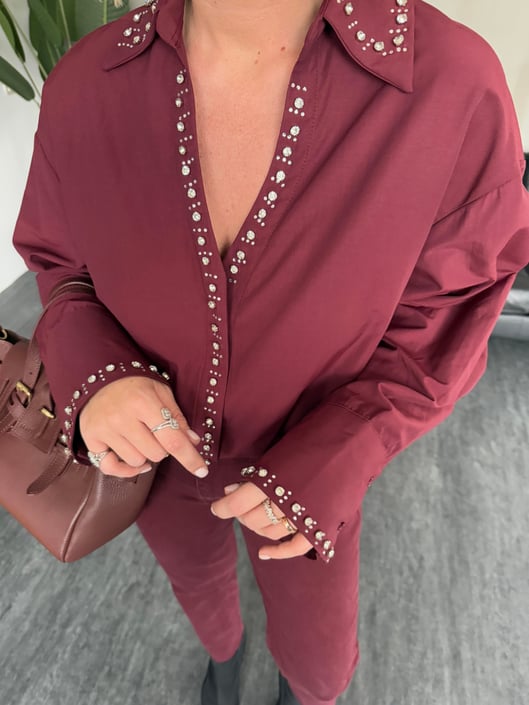 Orijinal Model , Taş İşlemeli , %100 Coton , Bordo Poplin Gömlek