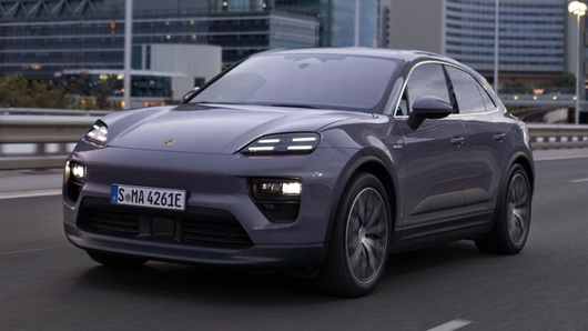 Porsche Macan 4 Electric (2024)