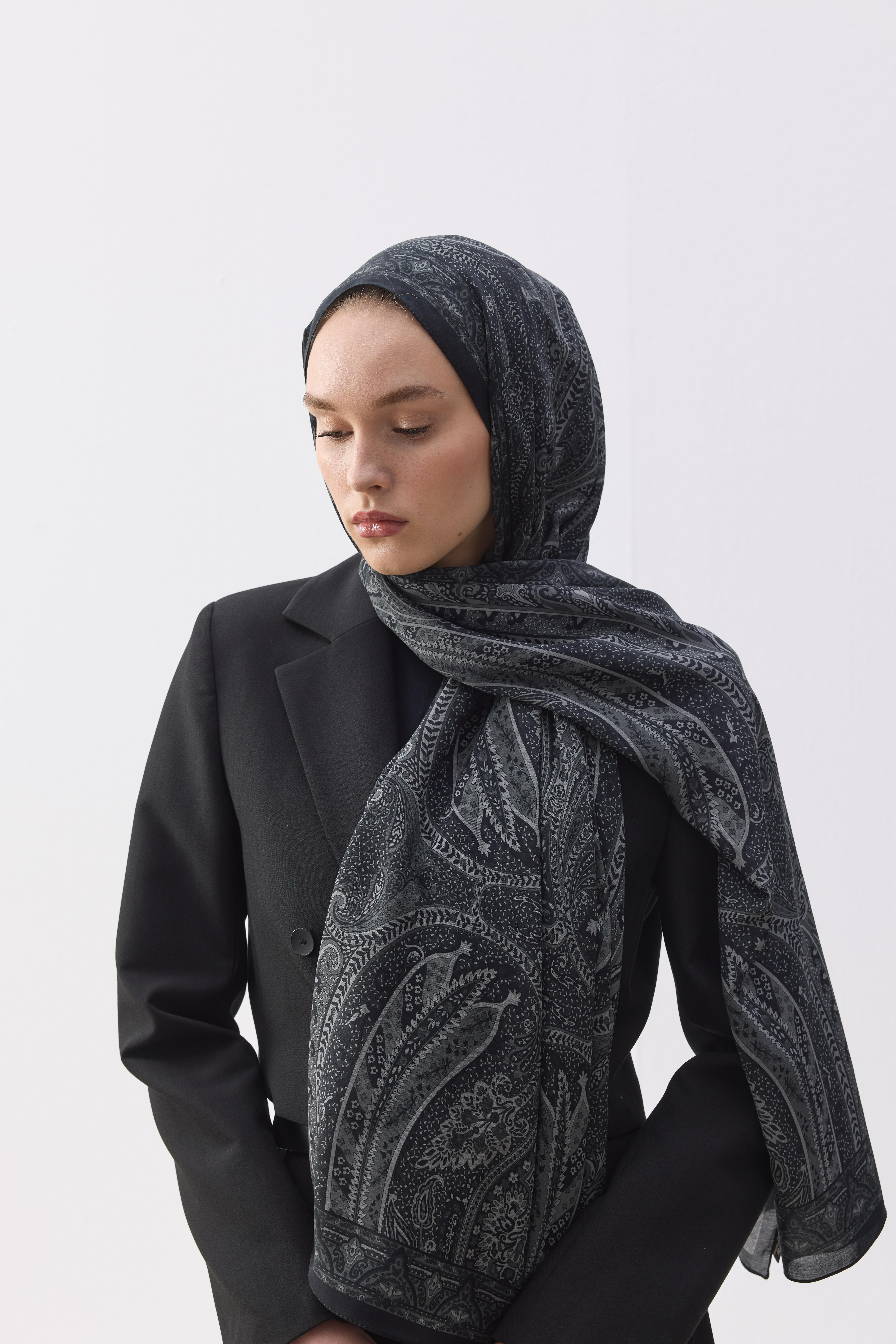 Harmony Black