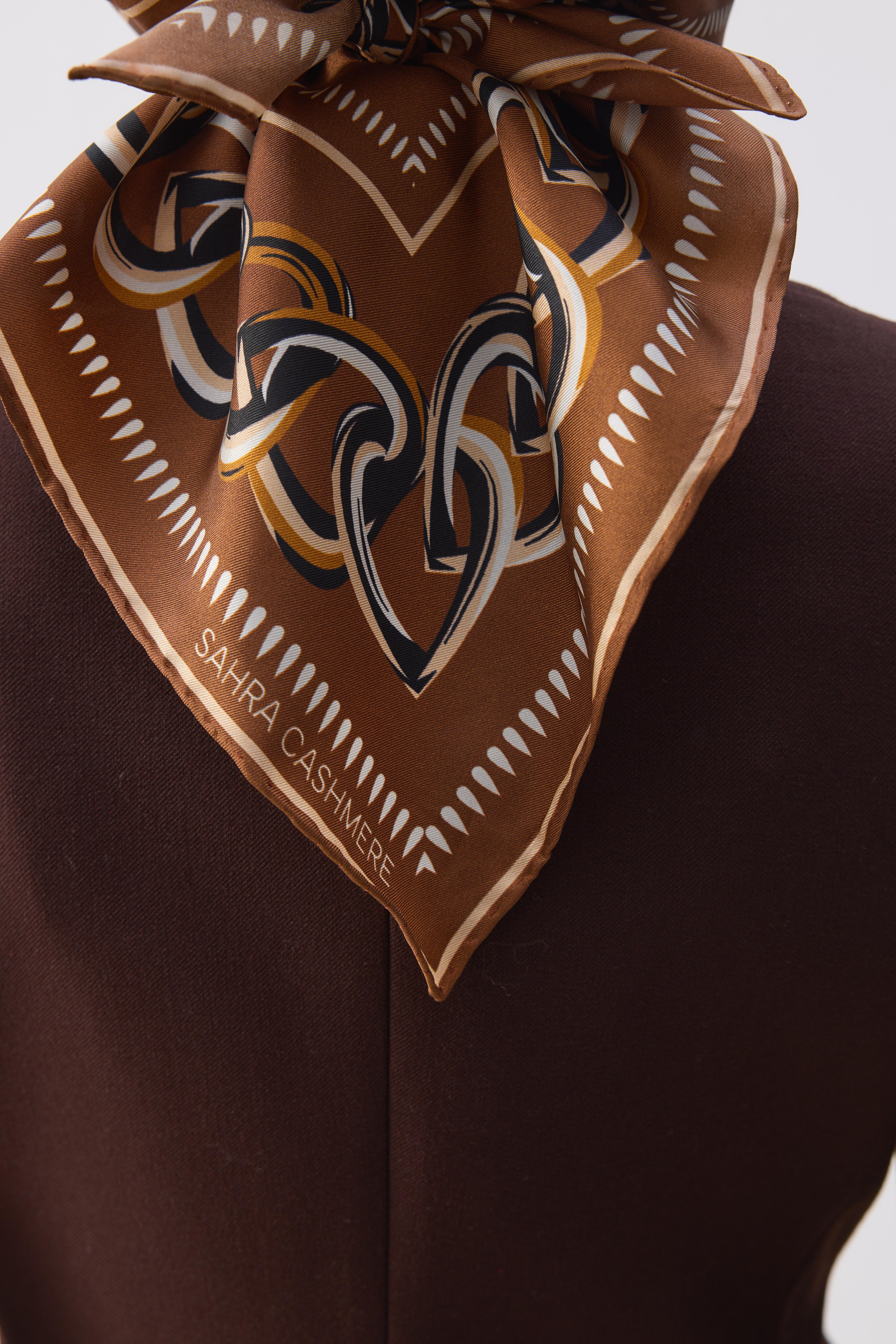 Chain Silk
