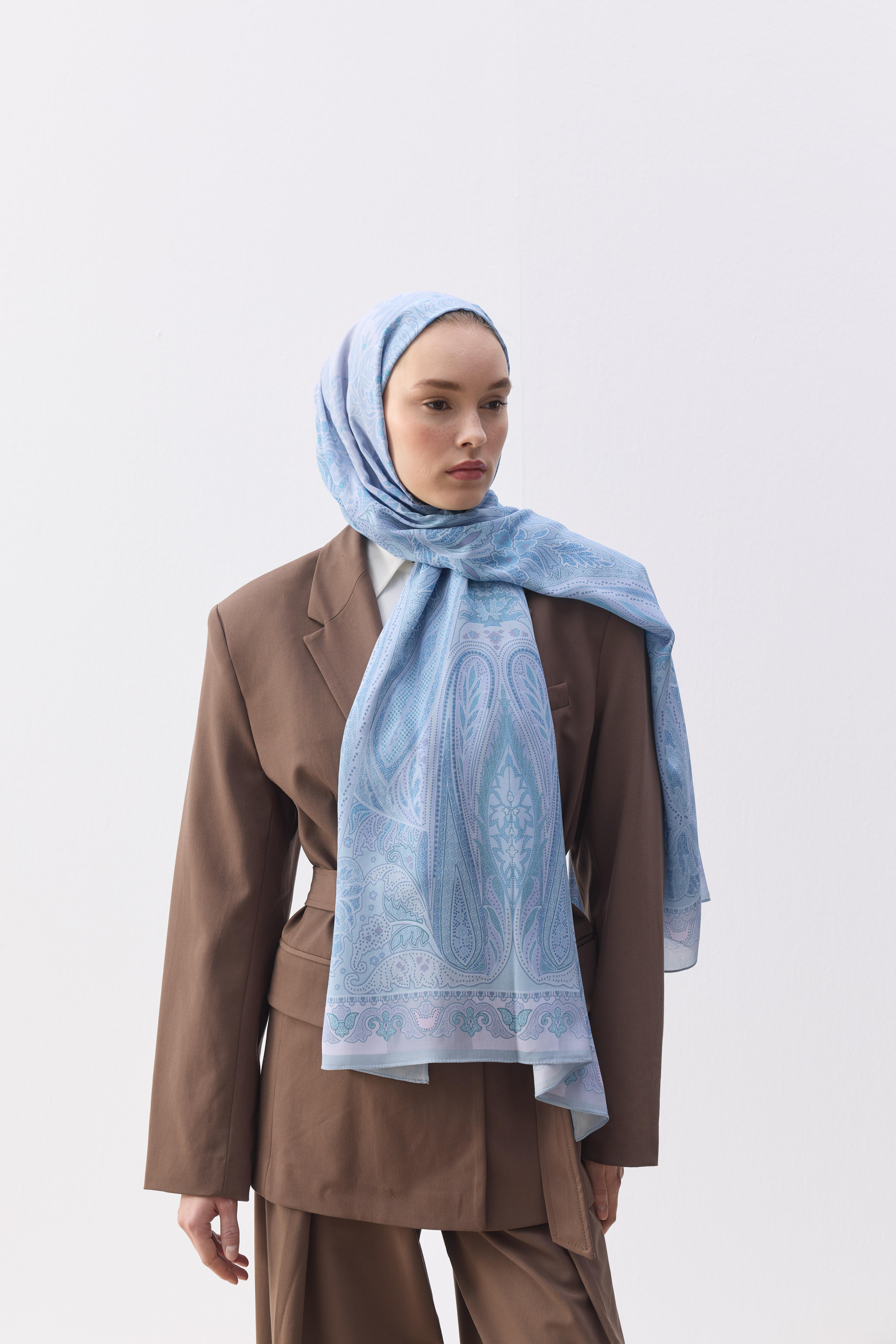 Lorien Blue