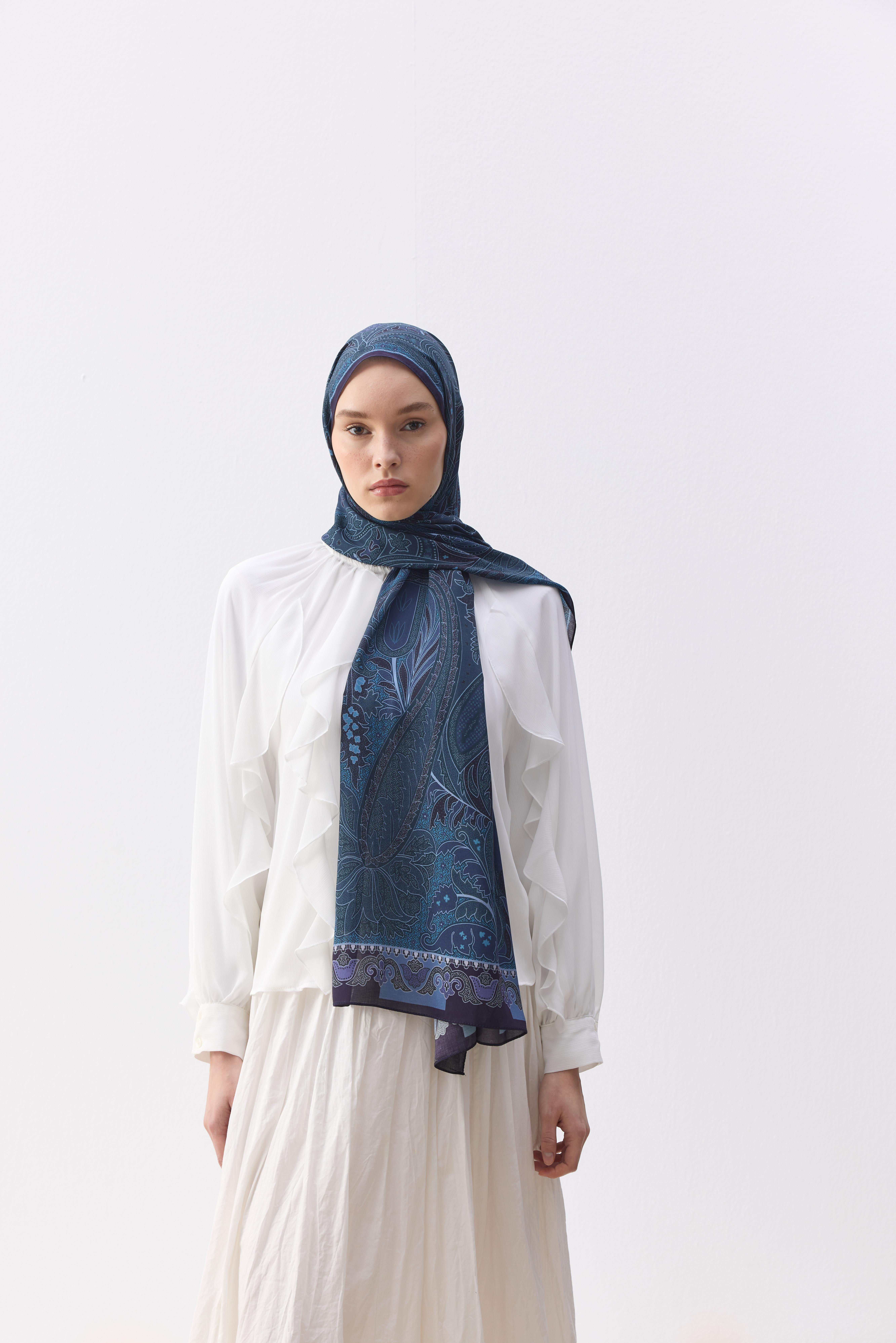 Lorien Dark Blue
