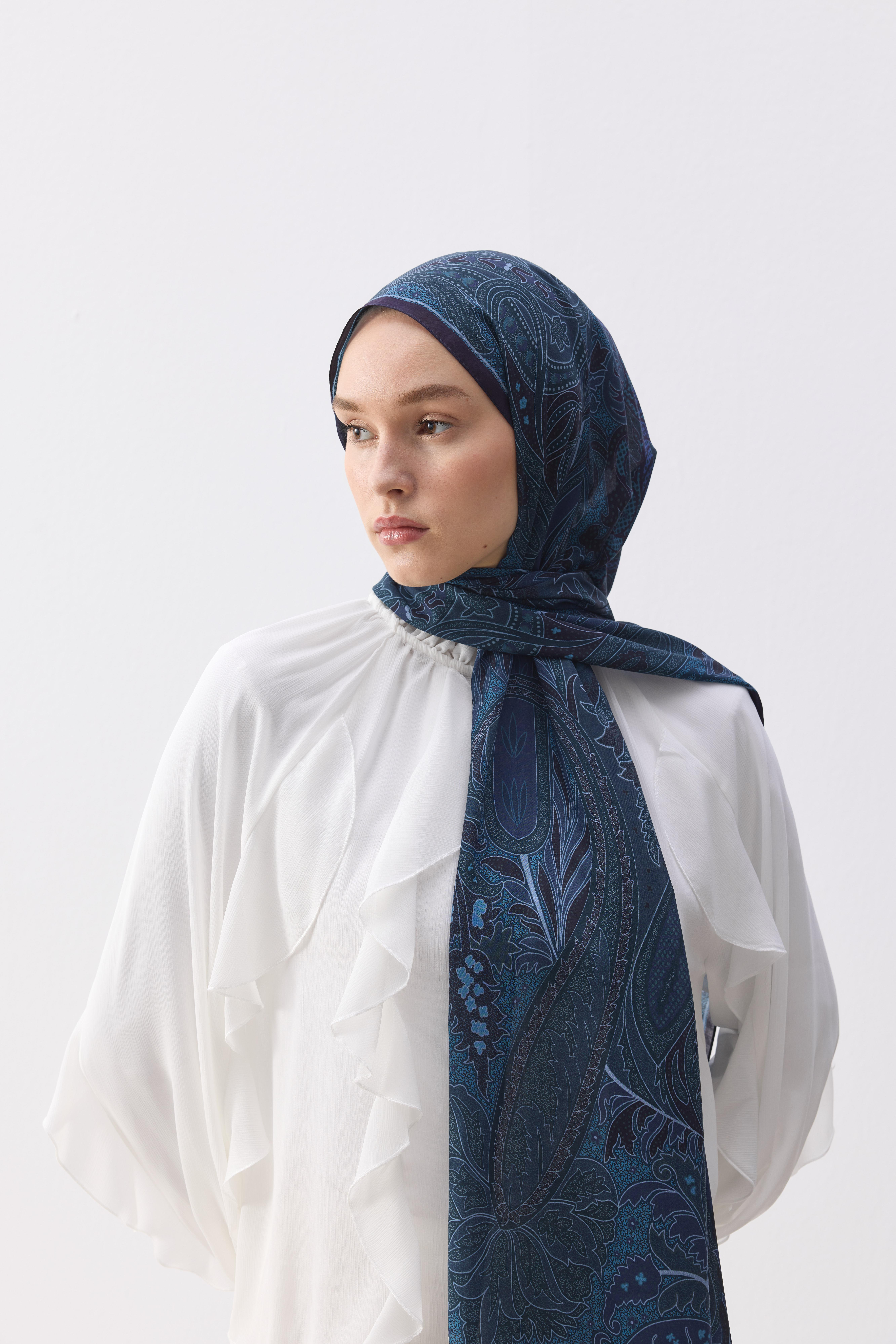 Lorien Dark Blue