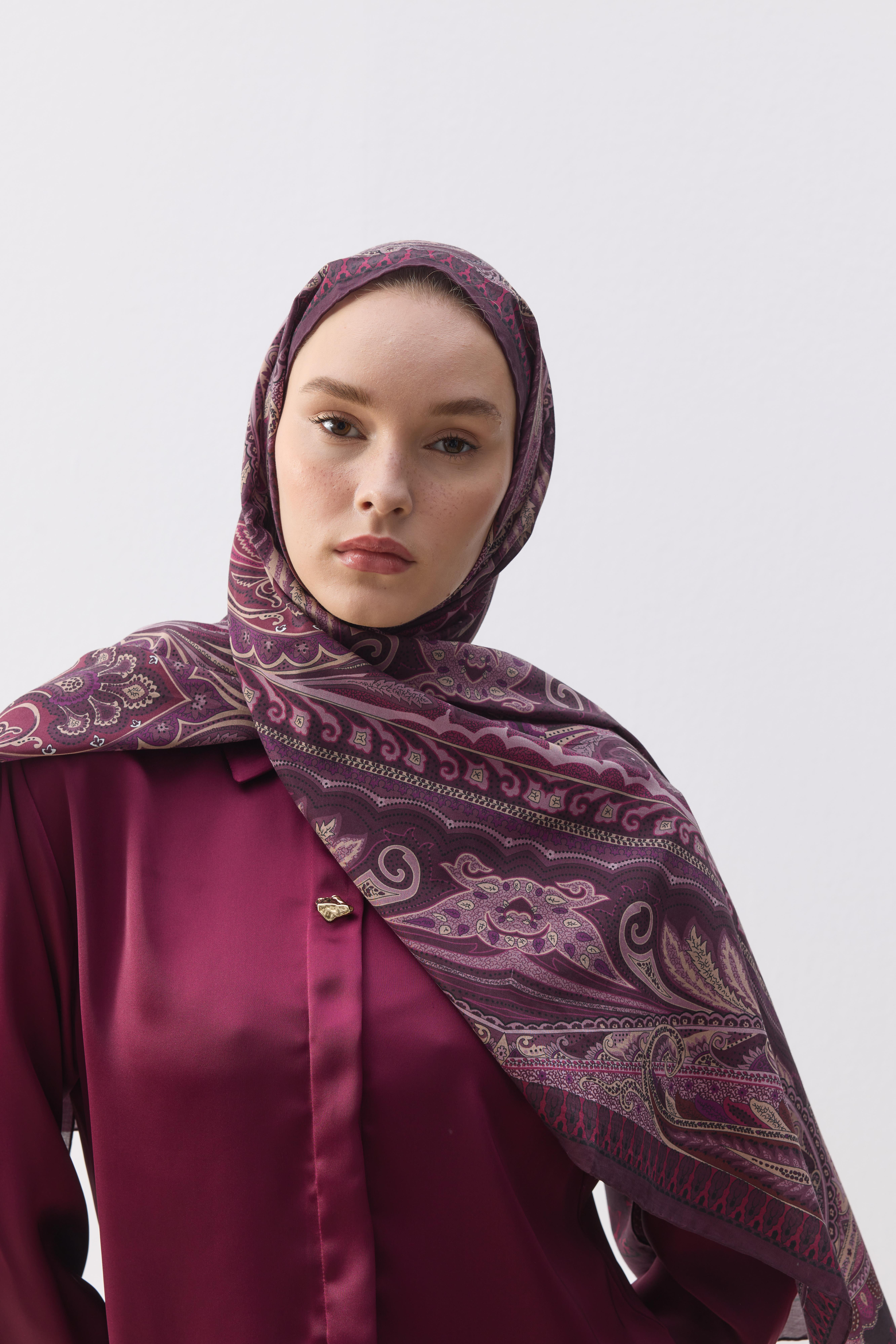 Narya Plum