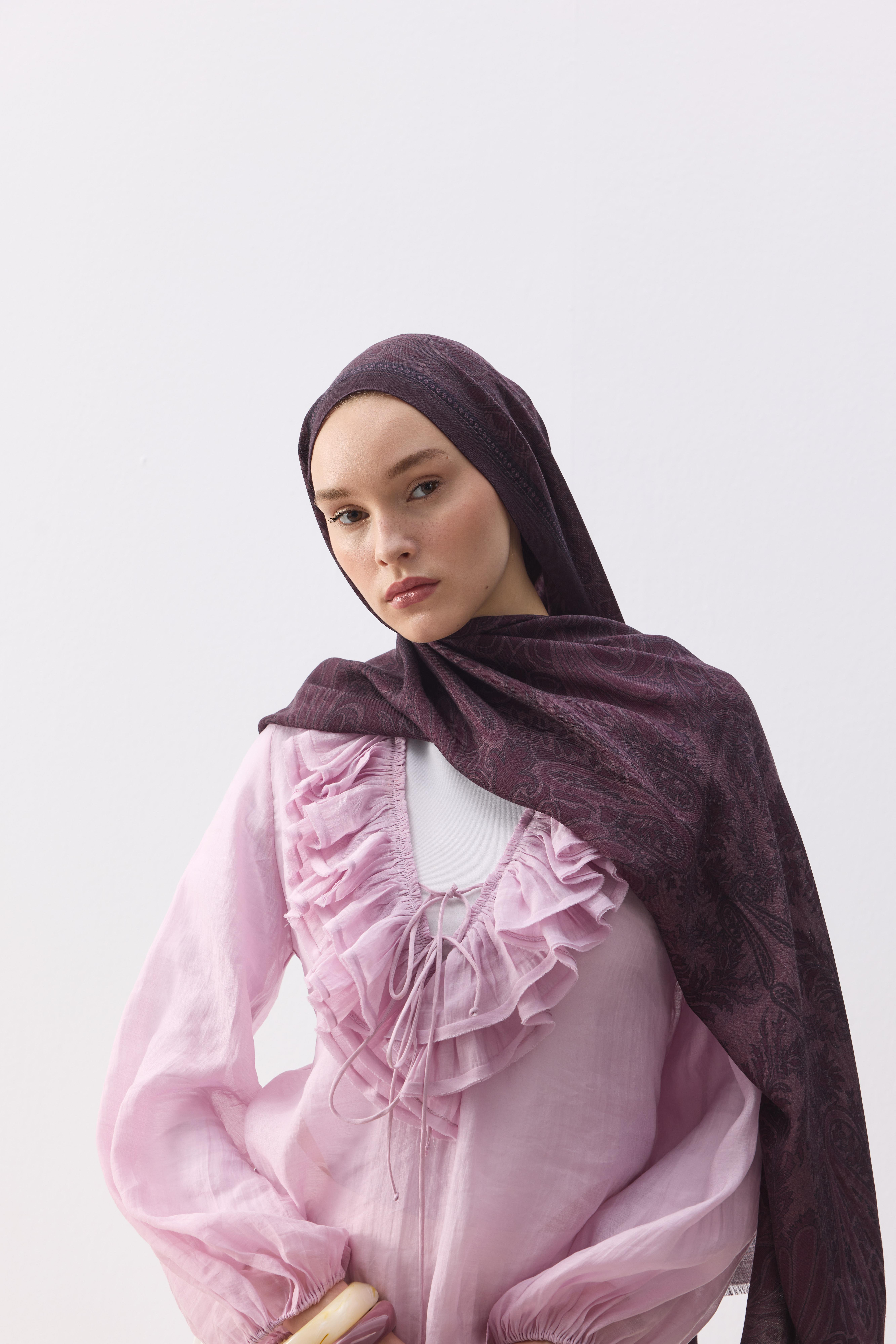 Violet (Yün İpek)