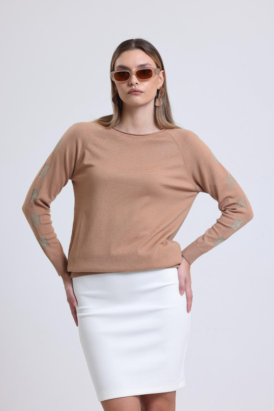Wholesale Women Beige Glitter Garnished Crew Neck Knit Blouse