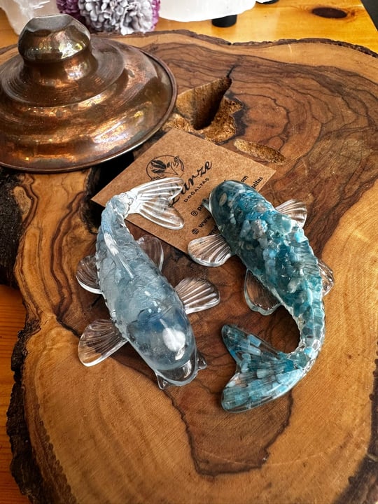 Koi Balığı Aquamarine ve Apatit  Doğaltaş Orgonit Obje
