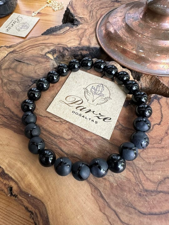 Oniks Doğal Taş 8 mm Küre Kesim Bileklik
