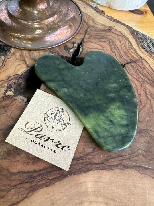 Yeşim Taşı Gua Sha