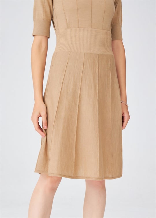 Peraluna 3D Striped High Waist Knee Level A-Line Knitwear Skirt - Camel Melange
