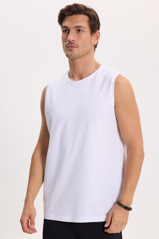 Erkek Standart Fit Normal Kesim %100 Pamuk Bisiklet Yaka Sıfır Kol Beyaz Atlet