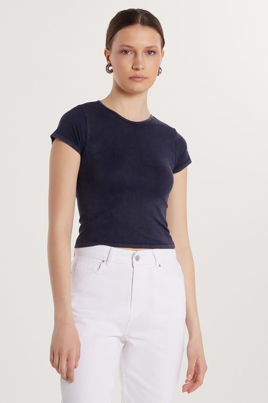 Kadın Slim Fit Dar Kesim Düz Basic Bisiklet Yaka Lacivert Tişört