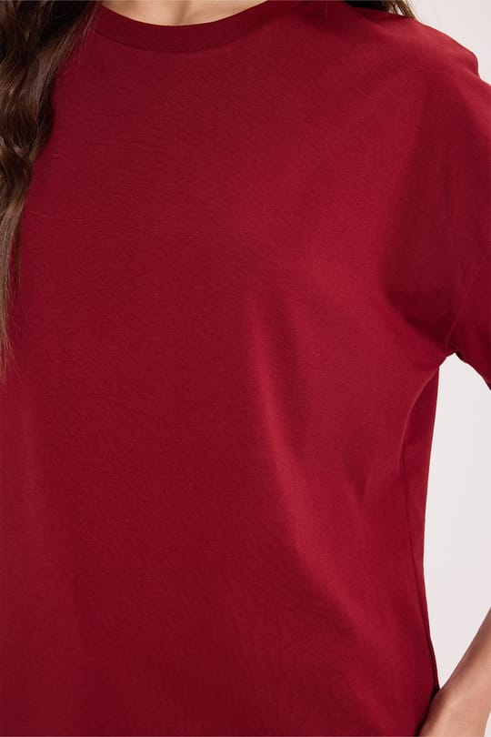 Kadın Relax Fit Rahat Kesim %100 Pamuk Bisiklet Yaka Bordo Tişört