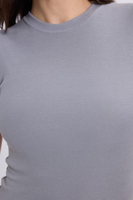 Kadın Regular Fit Klasik Kesim Bisiklet Yaka Viskon Kumaş Ultra Soft Gri Tişört