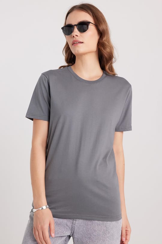 Kadın Slim Fit Dar Kesim %100 Pamuk Yumuşak Dokulu Gri Bisiklet Yaka Tişört