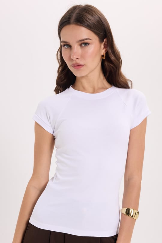 Kadın Slim Fit Dar Kesim Bisiklet Yaka Reglan Kol %100 Pamuk Beyaz Tişört Bluz