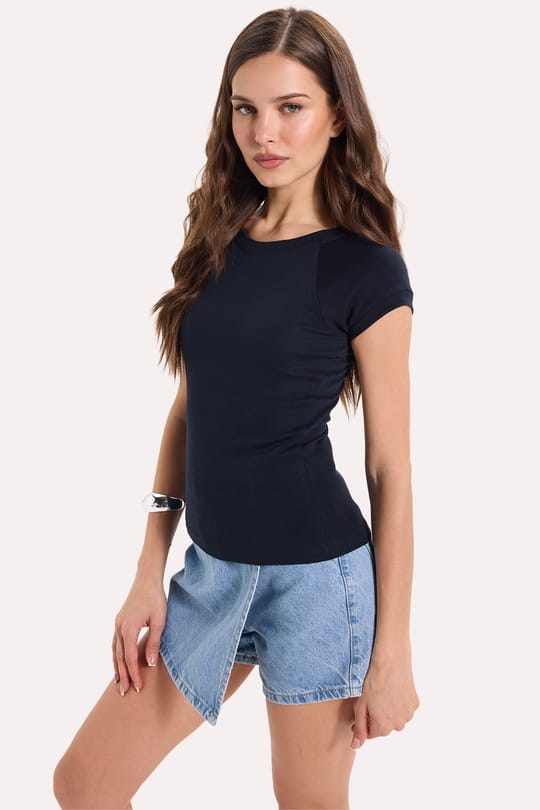 Kadın Slim Fit Dar Kesim Bisiklet Yaka Reglan Kol %100 Pamuk Lacivert Tişört Bluz