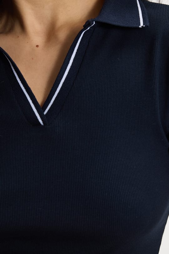 Kadın Slim Fit Dar Kesim Pamuklu Polo Yaka Kısa Kollu Lacivert Tişört