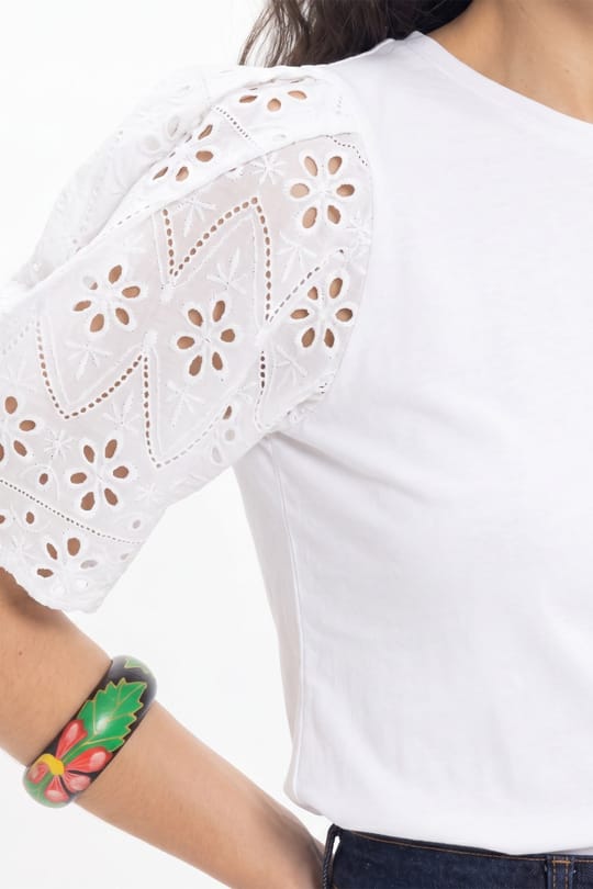 Kadın Slim Fit Dar Kesim %100 Pamuk Kısa Kollu Bisiklet Yaka Beyaz Tişört