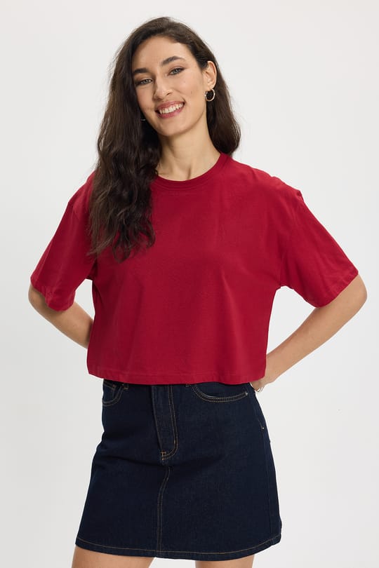 Kadın Slim Fit Dar Kesim %100 Pamuk Kısa Kollu Bisiklet Yaka Bordo Crop Tişört