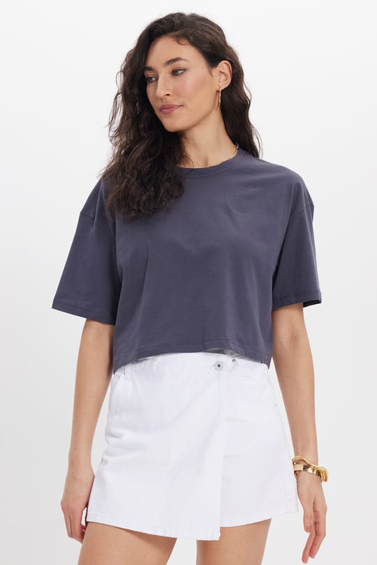 Kadın Slim Fit Dar Kesim %100 Pamuk Kısa Kollu Bisiklet Yaka Gri Crop Tişört