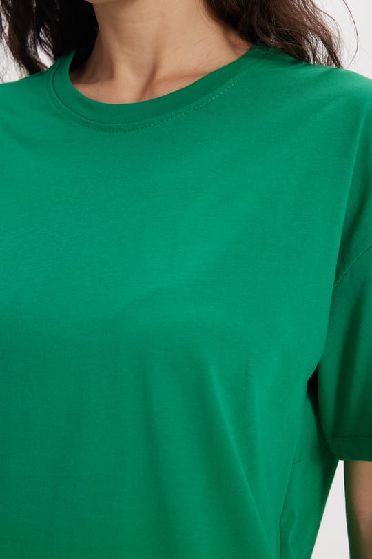 Kadın Slim Fit Dar Kesim %100 Pamuk Kısa Kollu Bisiklet Yaka Yeşil Tişört