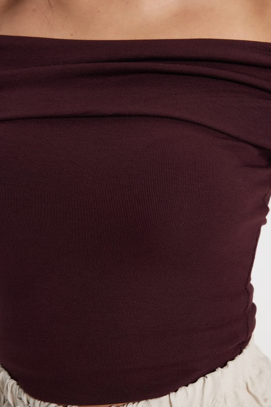 Kadın Slim Fit Dar Kesim Pamuklu Kayık Yaka Kısa Kollu Likralı Bordo Bluz