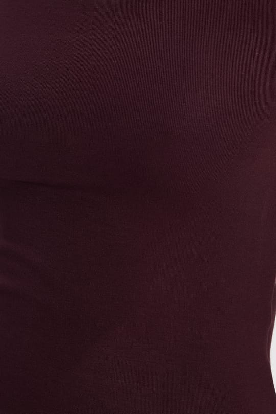 Kadın Slim Fit Dar Kesim Modal Kumaş Yumuşak Dokulu Pamuklu Kare Yaka Kısa Kollu Mürdüm Tişört