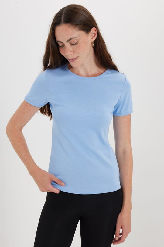 Kadın Slim Fit Dar Kesim %100 Pamuk Kısa Kol Bisiklet Yaka Mavi Tişört