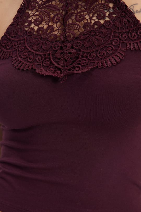Kadın Slim Fit Dar Kesim Kolsuz Bİsiklet Yaka Dantelli Sırt Detaylı Mürdüm Bluz