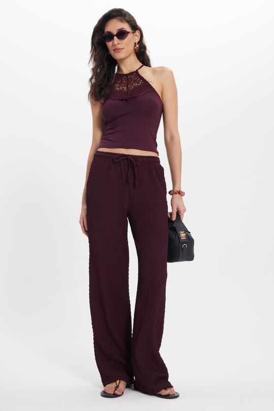 Kadın Slim Fit Dar Kesim Kolsuz Bİsiklet Yaka Dantelli Sırt Detaylı Mürdüm Bluz