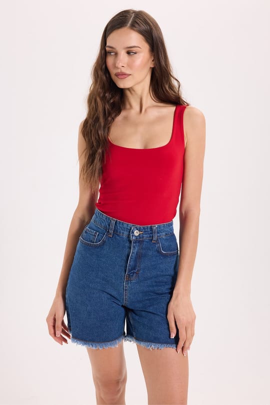 Kadın Slim Fit Dar Kesim Askılı Kare Yaka Sırtı Açık Sandy Kumaş Çıtçıtlı Bordo Body