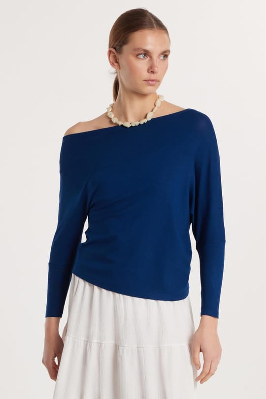 Kadın Slim Fit Kayık Yaka Omuz Detaylı İndigo Bluz