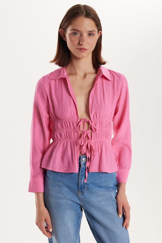 Kadın Standart Fit Büzgülü Bağlamalı Pembe Gömlek