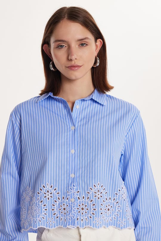 Kadın Slim Fit Dar Kesim Desenli Uzun Kollu Klasik Yaka Gömlek