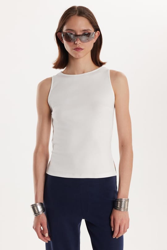 Kadın Modal Kumaş Slim Fit Dar Kesim Bisiklet Yaka Düz Basic Ekru Bluz