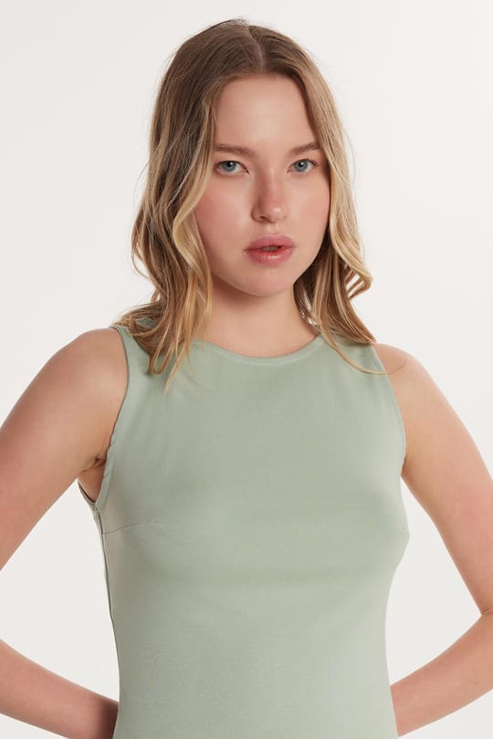 Kadın Modal Kumaş Slim Fit Dar Kesim Bisiklet Yaka Düz Basic Mint Bluz