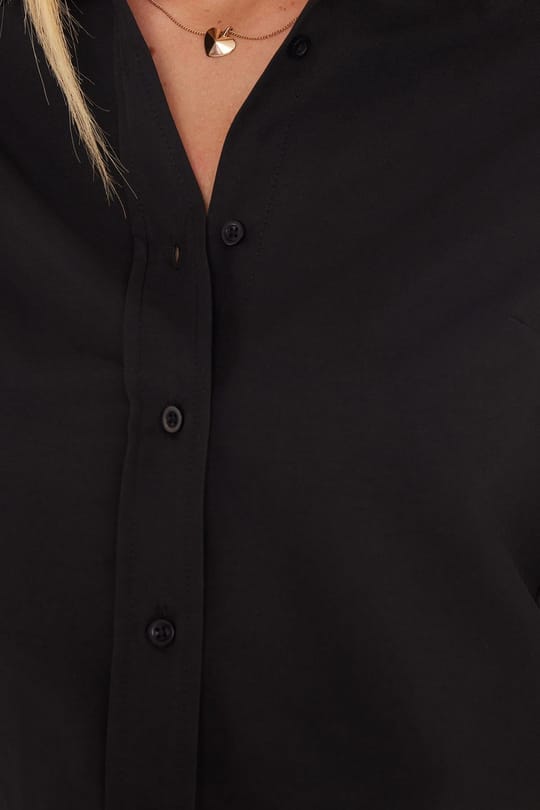 Kadın Slim Fit Dar Kesim Uzun Kollu Pamuklu Vücuda Oturan Dokulu Siyah Basic Gömlek