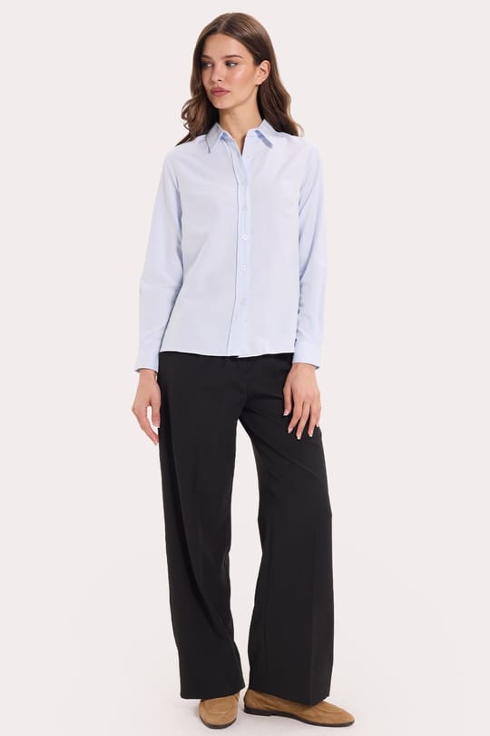 Kadın Slim Fit Dar Kesim Uzun Kollu Pamuklu Vücuda Oturan Dokulu Mavi Basic Gömlek