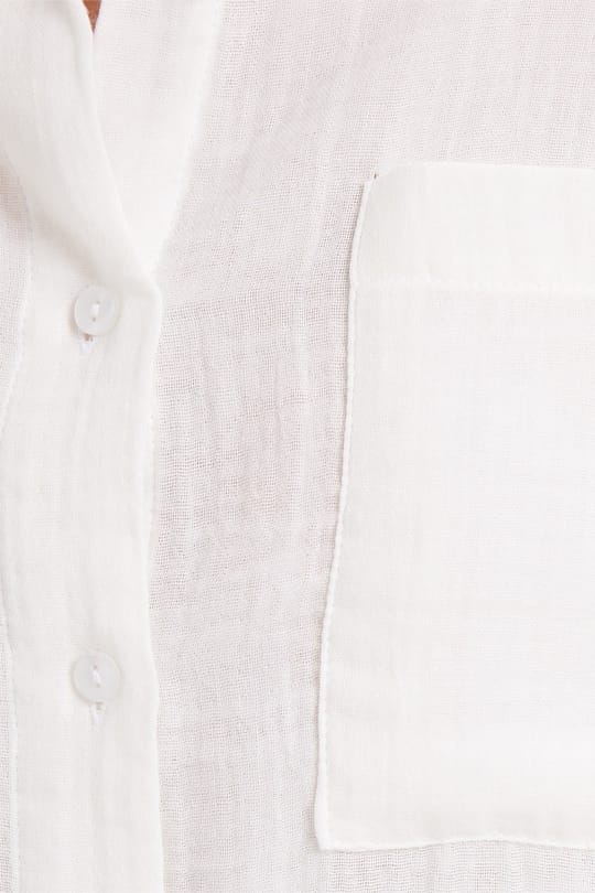 Kadın Oversize Geniş Kesim %100 Pamuk Müslin Kumaş Uzun Kollu Cepli Dokulu Beyaz Gömlek